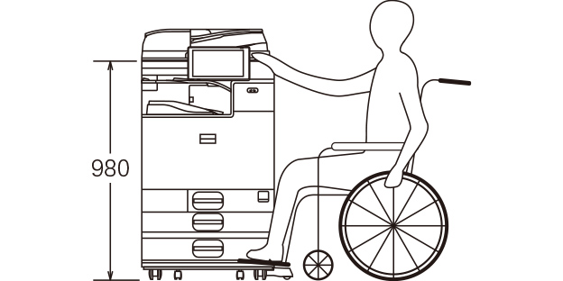 画像2：車椅子を利用されている方も操作可能な高さ