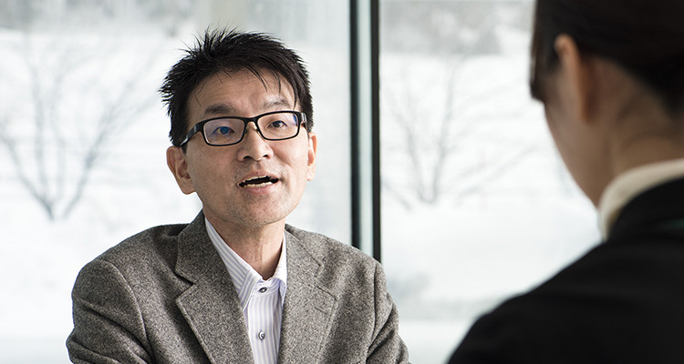 Our interviewee, Professor Mitsuru Kikuchi of Kanazawa University